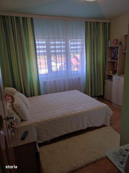 Apartament cu 2 camere decomandat în Km 5