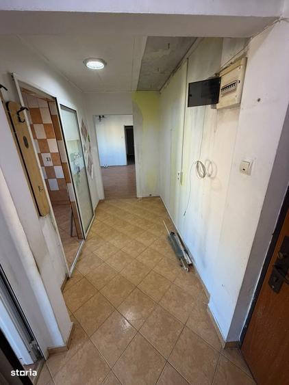 Apartament cu 4 camere în Militari