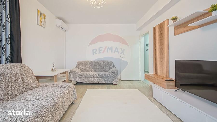 Apartament cu 2 camere decomandat, mobilat în Tractorul