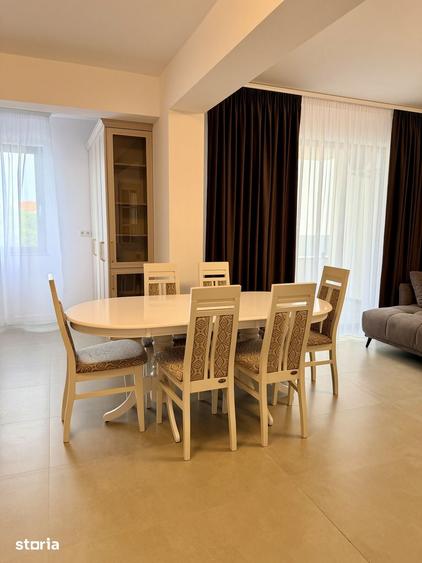 Apartament cu 3 camere în Soarelui
