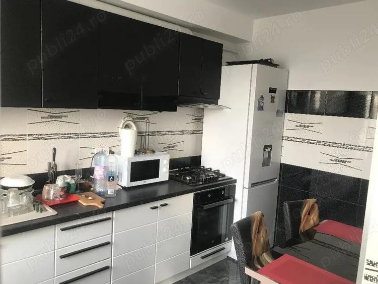 Apartament cu 2 camere decomandat în Barieră