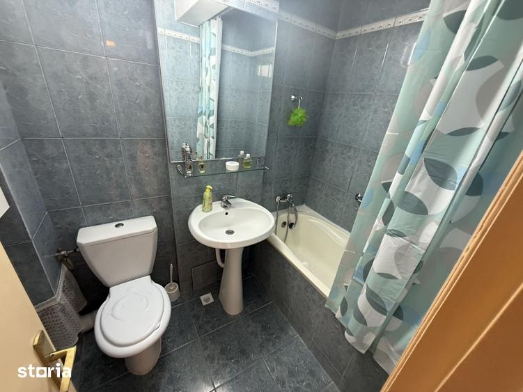 Apartament cu 4 camere decomandat în Ultracentral