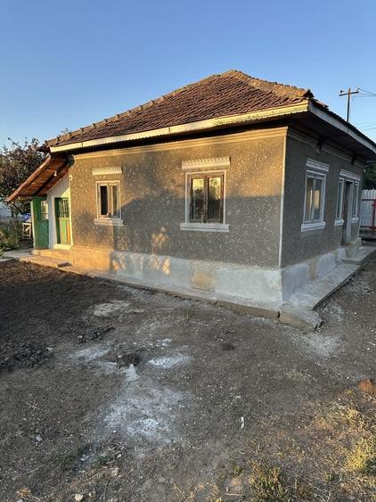Casă cu 4 camere în Ulmu