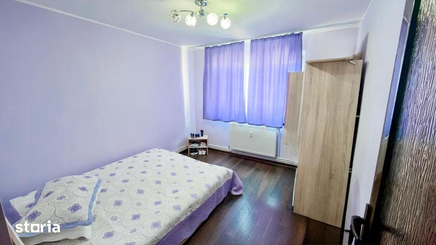 Apartament cu 2 camere decomandat în Micro 20