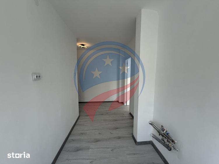 Apartament cu 2 camere decomandat în Rovine
