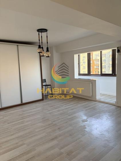 Apartament cu 3 camere decomandat, mobilat în Tineretului