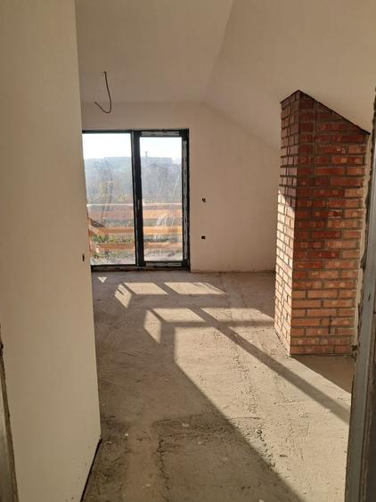 Casă cu 3 camere în Central