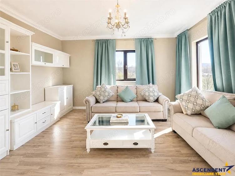 Casă cu Teren 1532 Mp în Șinca