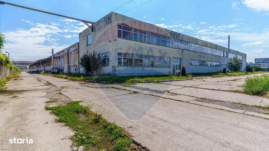 Spațiu comercial, de 9,347 mp, în Central