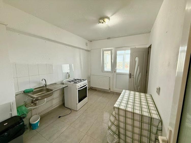 Apartament cu 3 camere decomandat în Ultracentral