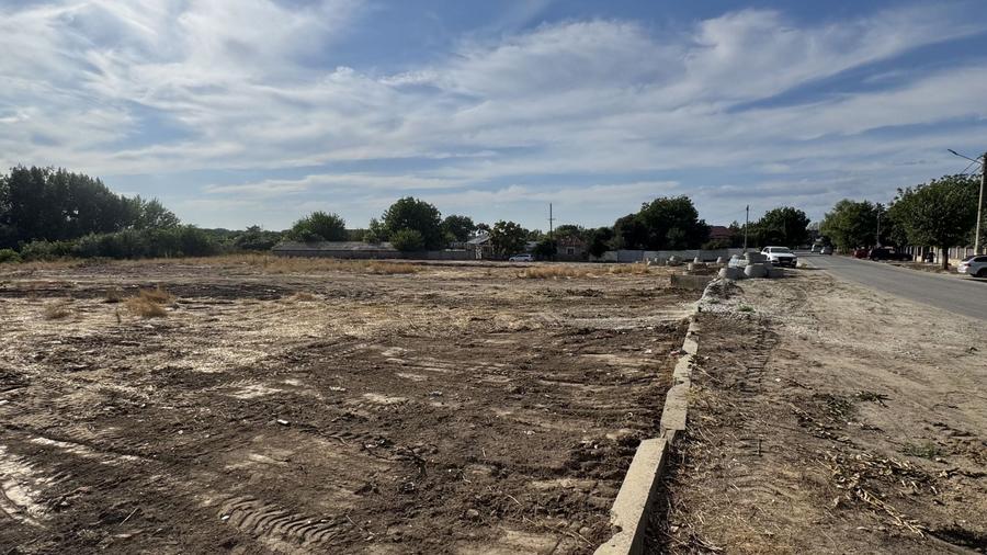 Teren Construcții intravilan de 10200 mp, în Central