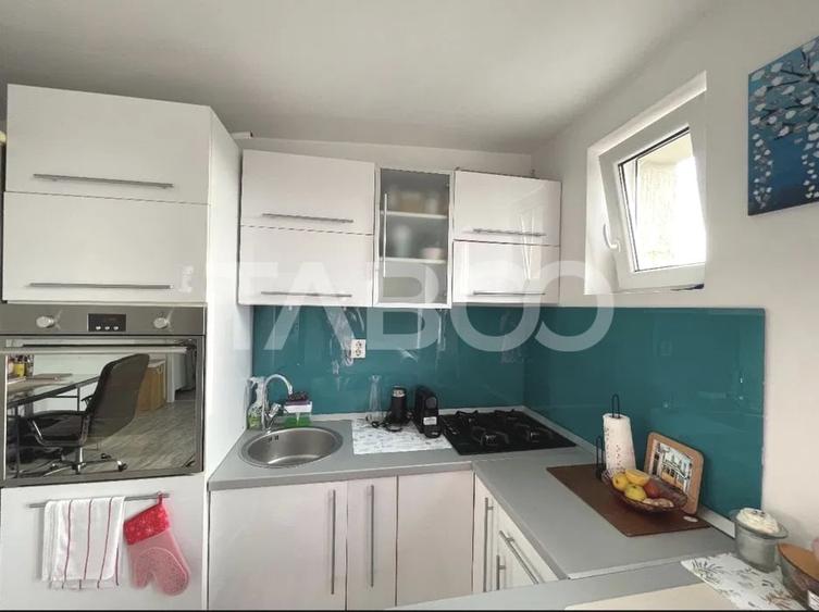 Apartament cu 2 camere semidecomandat, mobilat în Gheorgheni