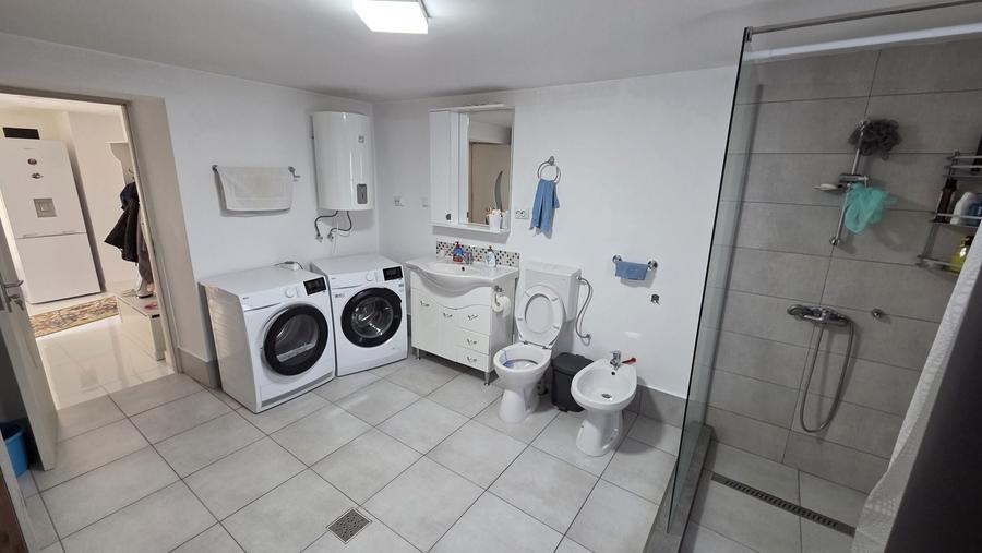 Casă cu 3 camere în Mihail Kogălniceanu
