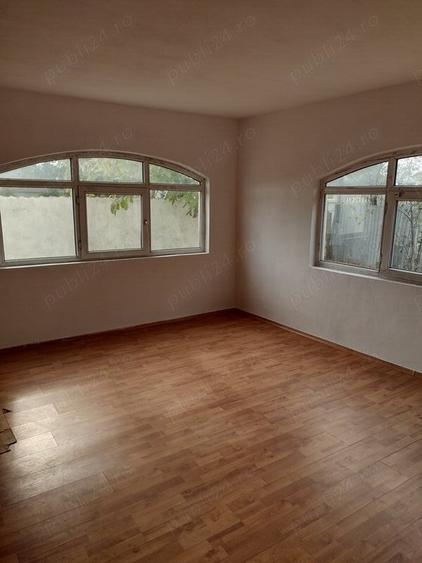 Casă cu 5 camere în Buturugeni