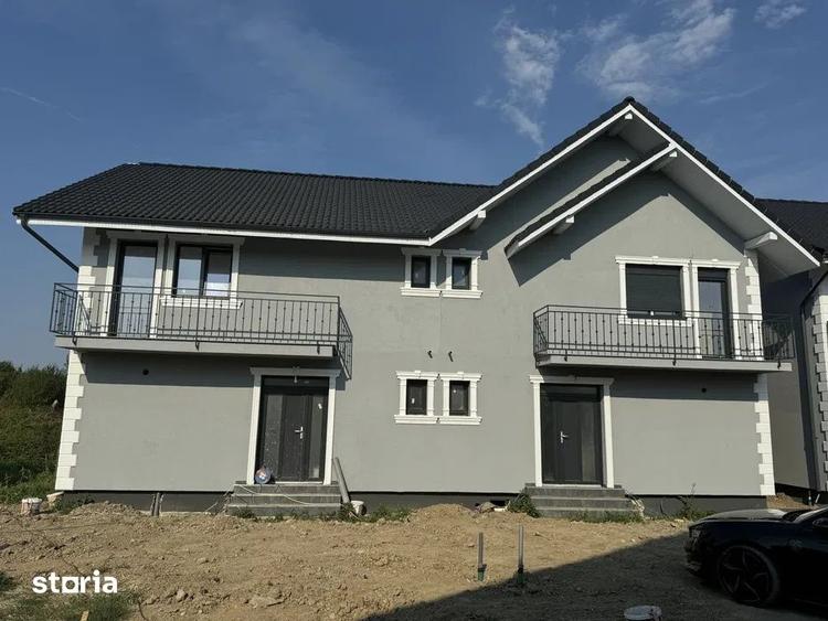 Casă cu 4 camere cu Teren 250 Mp în Central