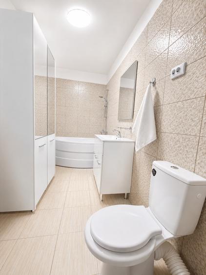 Apartament cu 3 camere decomandat în Nord