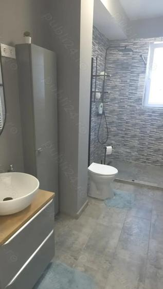 Apartament cu 3 camere decomandat în Unirii