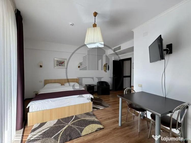 Casă cu 13 camere cu Teren 300 Mp în Sud