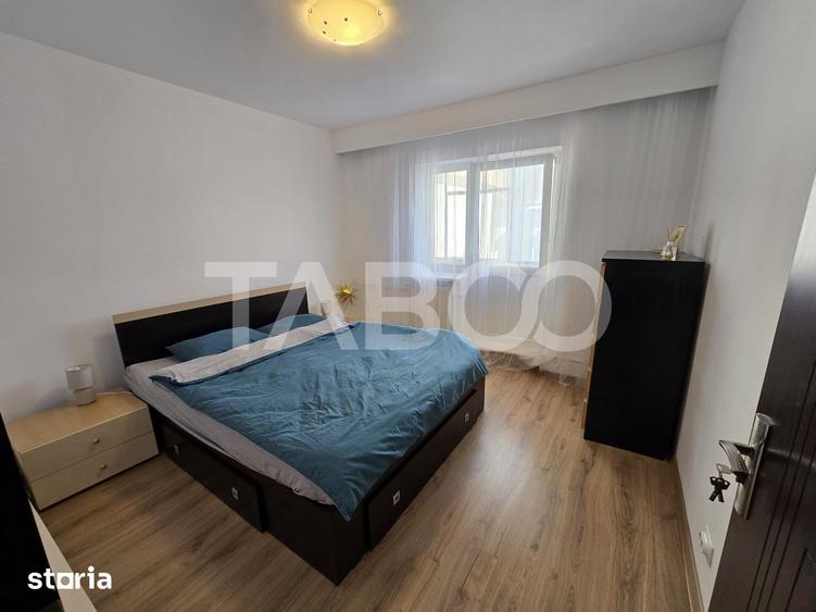 Apartament cu 3 camere decomandat în Turnișor