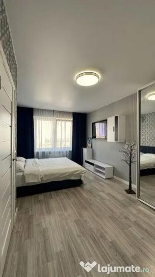 Apartament cu 3 camere decomandat în Drumul Taberei