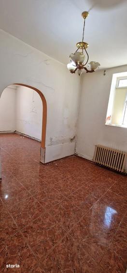 Apartament cu 4 camere în Peninsula