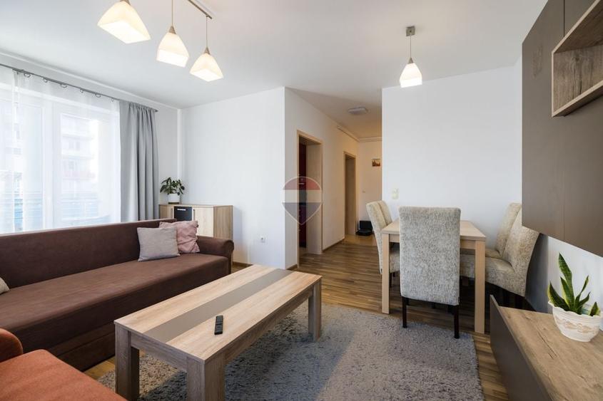 Apartament cu 2 camere decomandat, mobilat în Tractorul