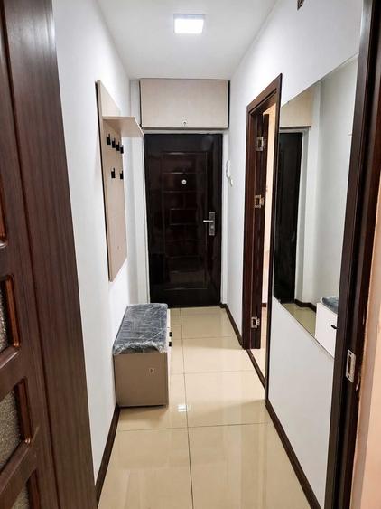 Apartament cu 2 camere semidecomandat în Inel I