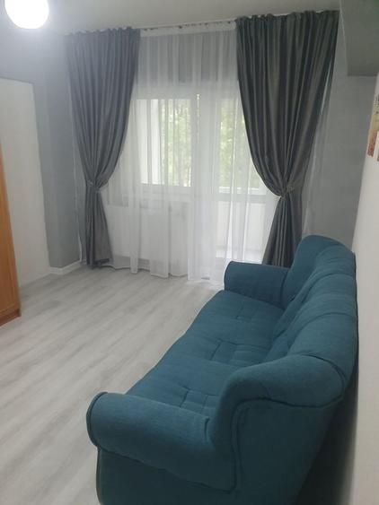 Inchiriez apartament 2 camere - 1