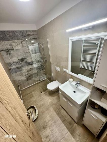 Apartament cu 2 camere decomandat în Tractorul
