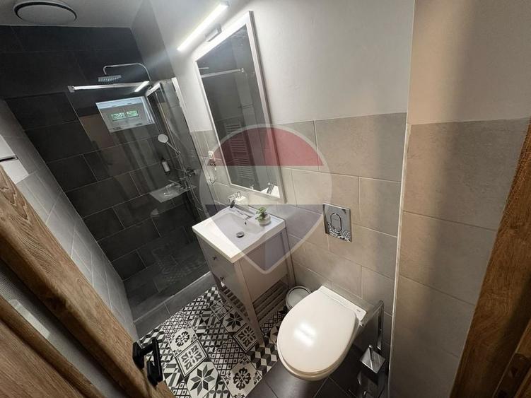 Apartament cu 2 camere decomandat, mobilat în Central