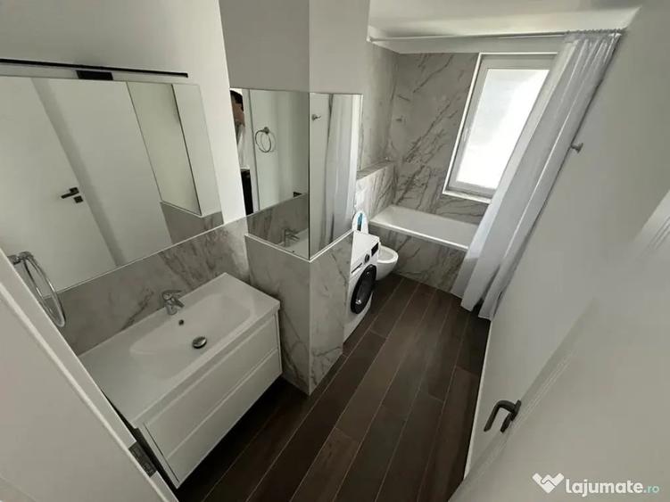 Apartament cu 2 camere semidecomandat în Sânnicoară