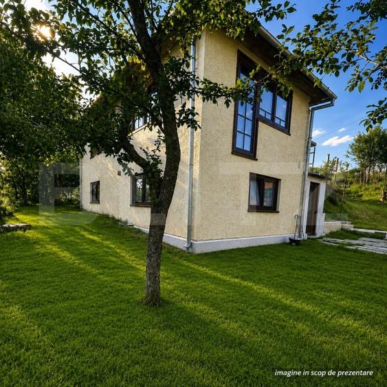Casă individuală cu 4 camere cu Teren 2000 Mp în Rediu