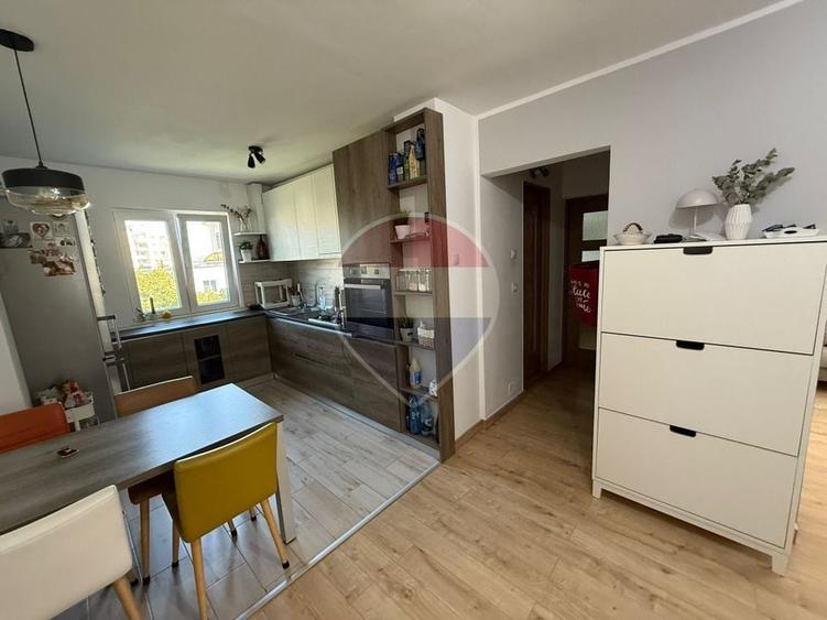 Apartament cu 4 camere decomandat, mobilat în Mănăștur