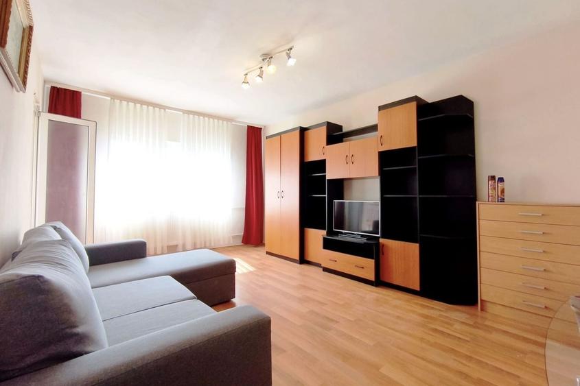 Apartament cu 2 camere decomandat, mobilat în Podgoria