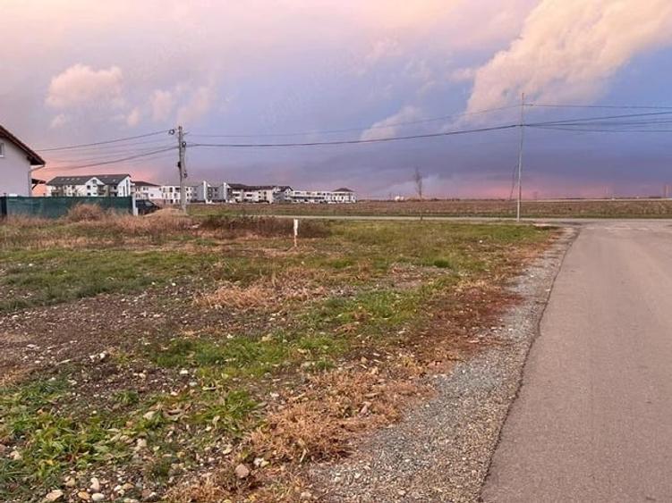 Vand teren pentru servicii P+2 Strada Mure? Dumbravi?a - 1