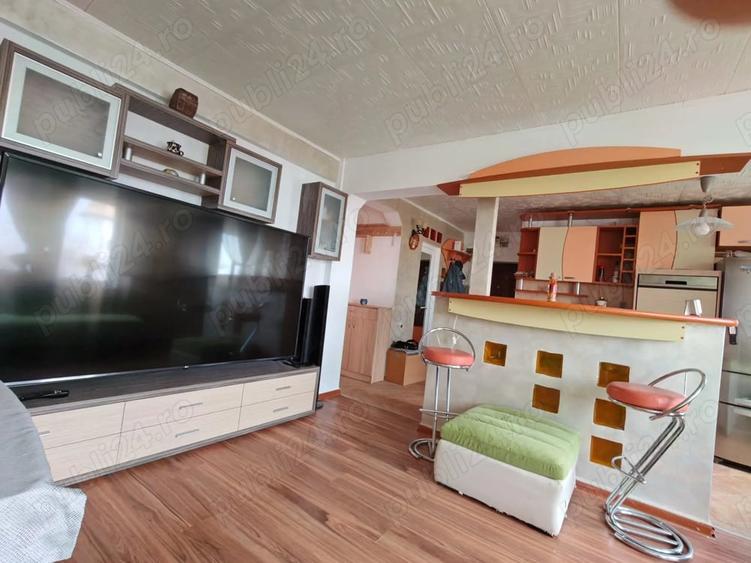 Apartament cu 3 camere decomandat în Tomis Mall