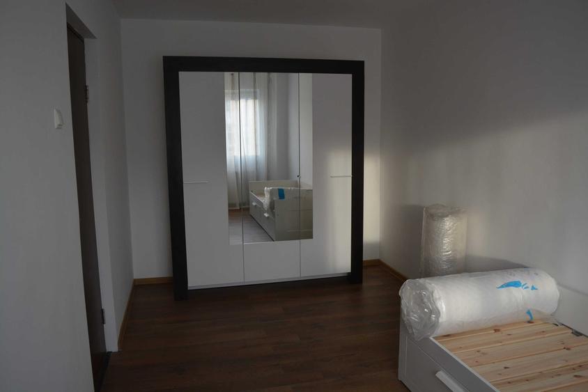 Apartament cu 3 camere decomandat în Fortuna