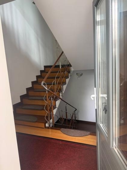 Casă individuală cu 5 camere cu Teren 485 Mp în Zorilor