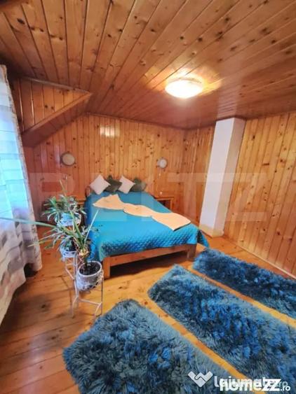 Casă cu 4 camere cu Teren 1209 Mp în Moieciu