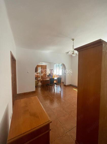 Casă cu 3 camere cu Teren 347 Mp în Central