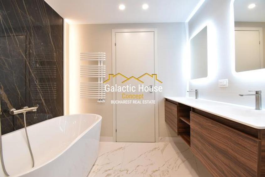 Apartament cu 4 camere decomandat, mobilat în Central
