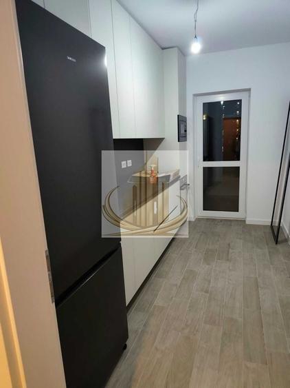 Apartament cu 3 camere decomandat, mobilat în Metalurgiei