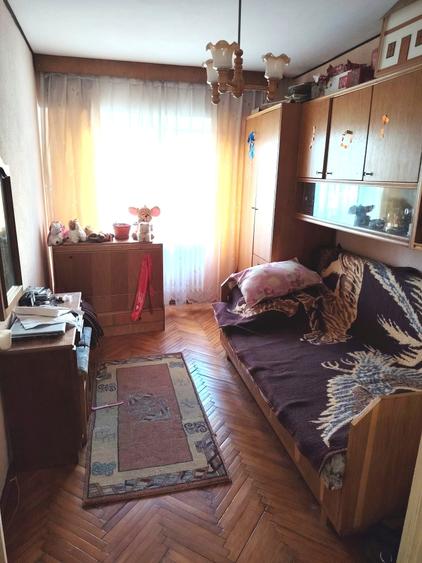 Apartament cu 3 camere decomandat în Nord