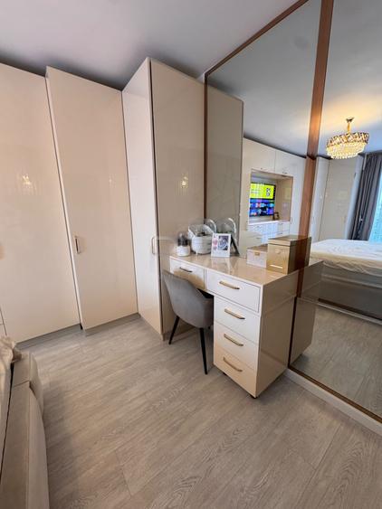 Apartament cu 3 camere decomandat, mobilat în Theodor Pallady