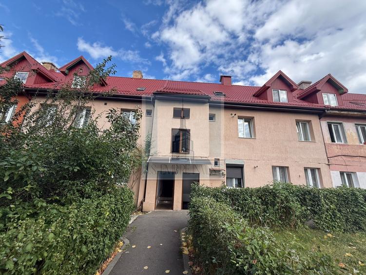 Garsonieră decomandată, mobilată în Astra
