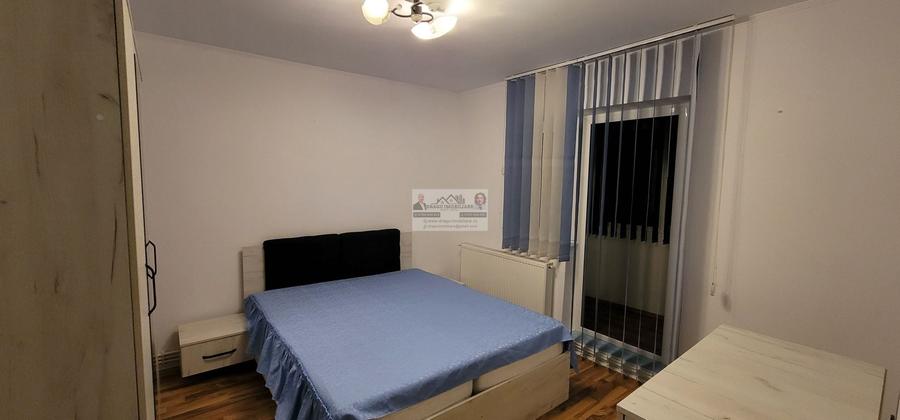 Apartament cu 2 camere decomandat, mobilat în Est