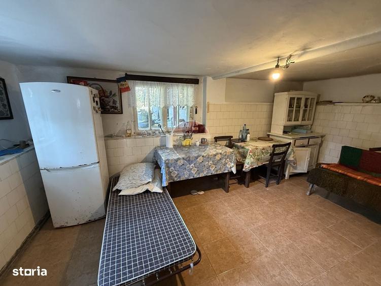 Casa in mijlocul naturii in orasul Campulung - 13