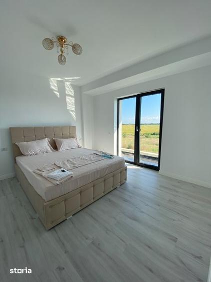 Casă cu 8 camere cu Teren 412 Mp în Bariera Vâlcii