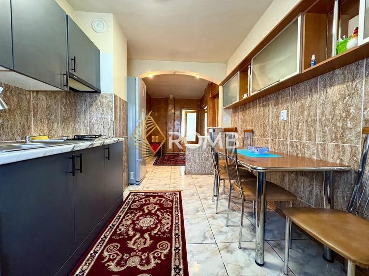 Apartament cu 3 camere decomandat, mobilat în Mănăștur