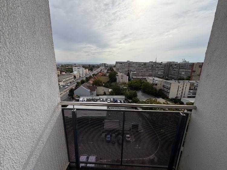 Apartament cu 2 camere decomandat, mobilat în Podgoria